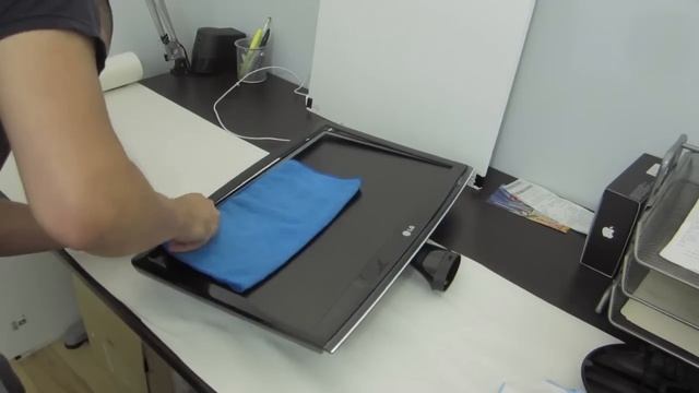 LG W2353V-PF Disassembly / Stand Removal