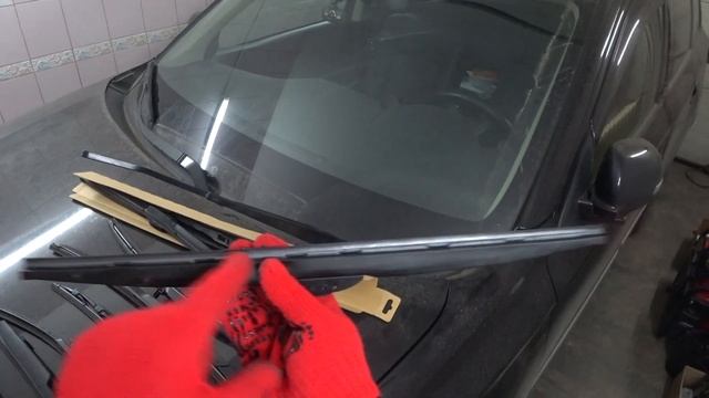 Как поменять щетки стеклоочистителя и какие купить на Mitsubishi смотреть онлайн