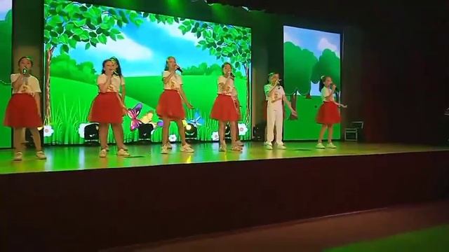 Вокальный ансамбль "Сюрприз" -Солнечный город смотреть онлайн