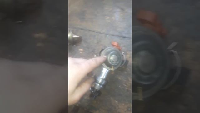 Установка москвичевского вакуума опережения зажигания на трамблер Ауди 80 Б4 смотреть онлайн