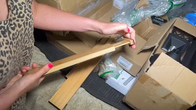 AMAZON LEFT US ANOTHER DUMPSTER FULL OF RETURN PACKAGES! *UNBELIEVABLE смотреть онлайн