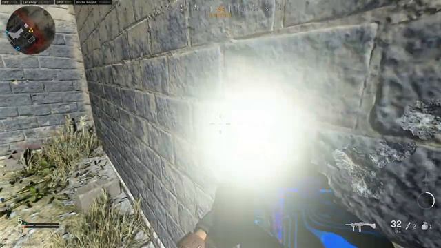 Modern Warfare Graphical Error: White flash on screen when up against walls смотреть онлайн