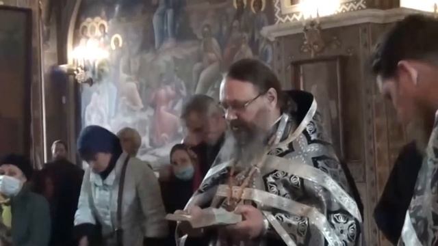Молебный канон вмч. Феодору Тирану и благословение колива смотреть онлайн