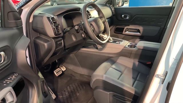 Citroen C5 Aircross 2019 SUV - in depth FULL review (Shine 1.5 Blue HDi) смотреть онлайн