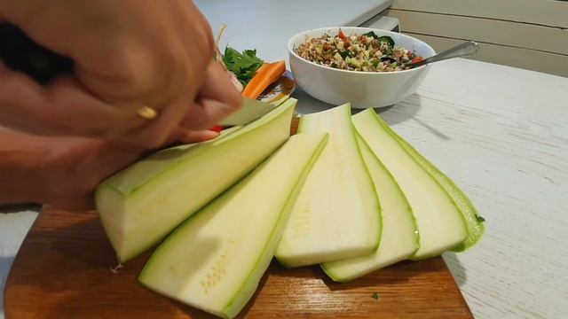 КАБАЧКИ |ЗАПЕКАНКА | ТРИ РАЗА БРАЛА ДОБАВКУ! смотреть онлайн