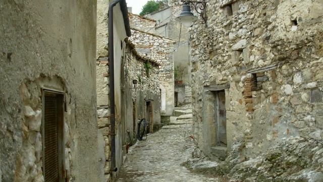 Corvara il Borgo medievale смотреть онлайн