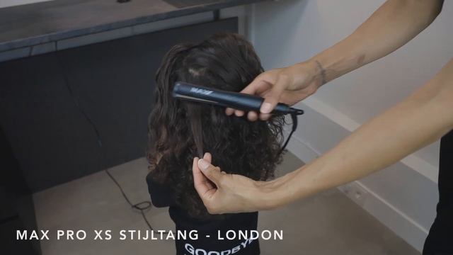 HOW TO USE | Max Pro XS Stijltang смотреть онлайн