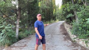 Правильная ходьба и методы Ицюань #9 (июль 2022) / Ходим вперёд спиной и укрепляем колени