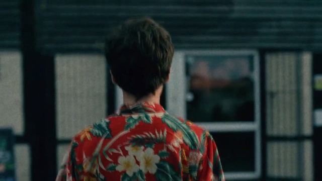 ssshhhiiittt! - месяц лета смотреть онлайн
