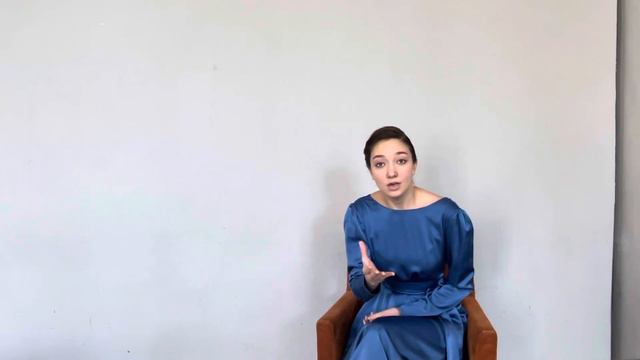 М. Цветаева «Любви старинные туманы». Читает Софья Лукоянова смотреть онлайн