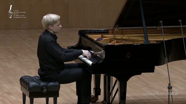 Alexander Malofeev - 2019 China International Music Competition - Semifinal Round - RECITAL смотреть онлайн