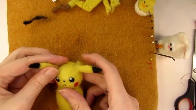 Needle Felting Pikachu Tutorial - make a Pokemon with wool смотреть онлайн
