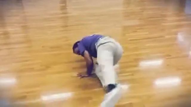 Capoeira Movements ( Professor Dudu Athens) смотреть онлайн