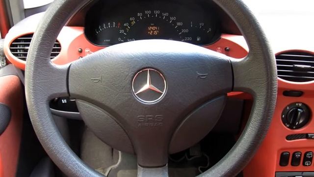 Mercedes A 140 automático Classic смотреть онлайн