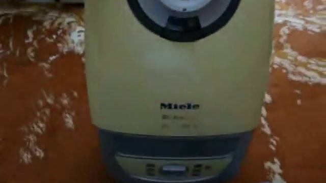 MIELE S5310 EcoLine Vacuum Cleaner