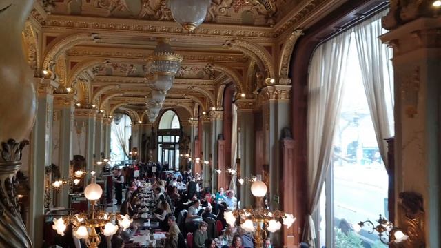 20230315 New York Café Budapest [4k] смотреть онлайн