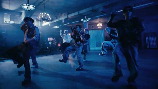 ENHYPEN - Brought The Heat Back