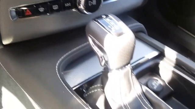 2017 Volvo XC90 R-Design Electric Silver Metallic