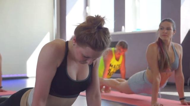 Империя Танца в Минске (Стретчинг, разминка, растяжка) 167 смотреть онлайн