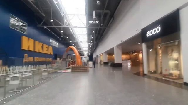 Прогулка по МЕГА Белая Дача. Пересчитываю ушедшие бренды? смотреть онлайн