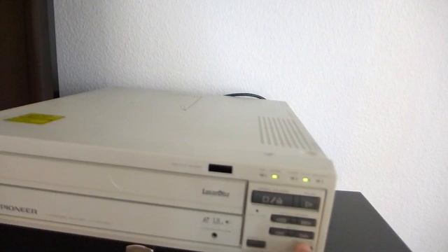 Laserdisc-Player Pioneer LD-V4300D смотреть онлайн