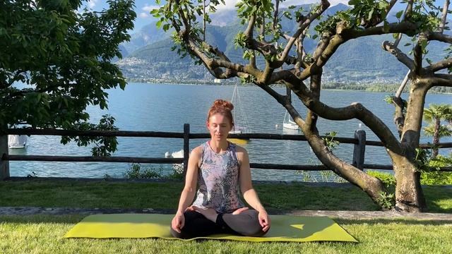 MANTRA in Yoga | How Mantra WORKS | How to DO Mantra chanting | How to CHOOSE YOUR Mantra смотреть онлайн