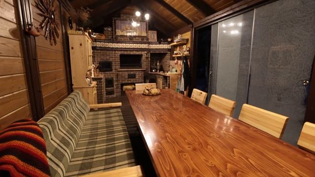 Летняя кухня с печью, мангалом и плитой. Изразцы "Пастораль", панно "Медведица и медвежата". смотреть онлайн