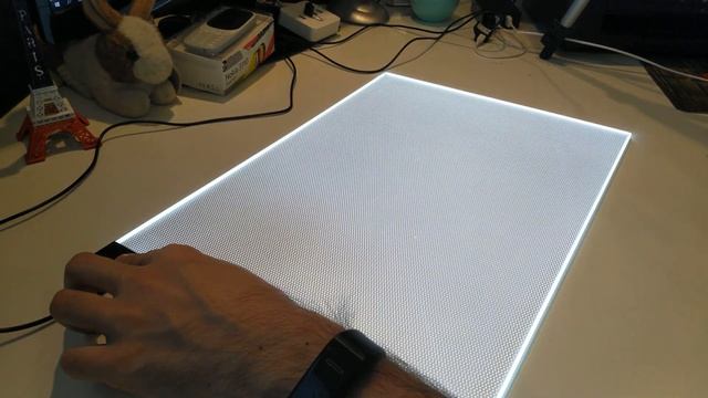 Световой планшет для рисования: распаковка, обзор / LED Pad смотреть онлайн