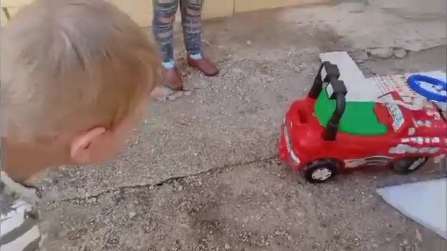 ПОЛ ЭТО ЛАВА ЧЕЛЛЕНДЖ/ 1 ВИДЕО смотреть онлайн