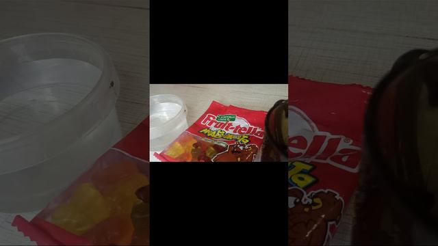 проверил один лайфхак в тиктока с желейными медведями смотреть онлайн