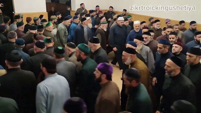 ТАЬЗЕТ 1-ЫЙ ЗИКР. 3 ДЕНЬ#БЕШТОЙ И ИМРАН У#СОЛСАНОВЫХ 07.11.23#МАКШАРИП ЙО1 ЛИДА ДАКХАЛХА ДИ.НАЗРАНЬ смотреть онлайн