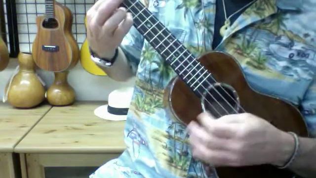 "Moon River" on Style 5K TENOR Ukulele ウクレレマニアのデモ смотреть онлайн