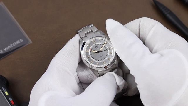 The Sky-Hunter 38 Pilot Watch by MMI Watches смотреть онлайн