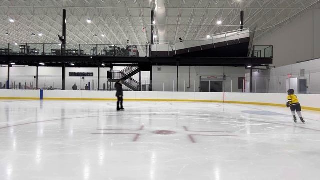 2 ice skating rinks in 1 day смотреть онлайн