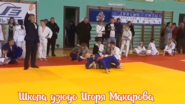Дроздов Ренат на областном турнире по дзюдо в Ельске 07.05.2022 смотреть онлайн