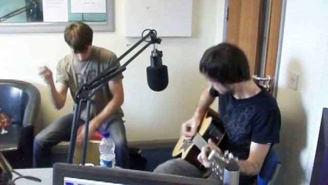 The Sweetchunks Band singing TEN MILLION SLAVES on Russell Hill's Country Music Show. 20/10/13 смотреть онлайн