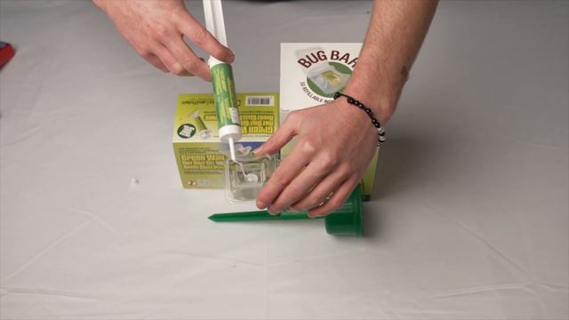 GREEN WAY, appât en gel pour fourmis & BUG BAR, station d'appât rechargeable & ANTS-NO-MORE. смотреть онлайн