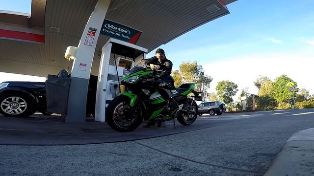 2017 Ninja 650 MILEAGE TEST (BY HAPPY SINGH) смотреть онлайн