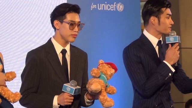 BamBam_The Blue Carpet Show by UNICEF @Centralworld_11/12/62 смотреть онлайн