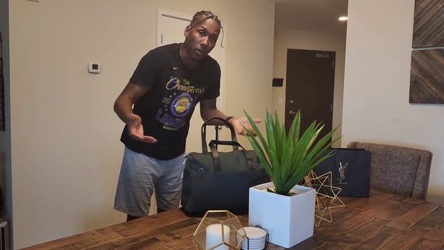 Away Travel Everyday Bag( Newer Version) Unboxing and Review смотреть онлайн