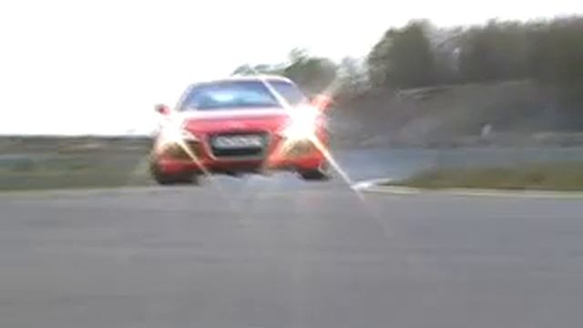 audi r8 vs porsche 911 - drift- смотреть онлайн