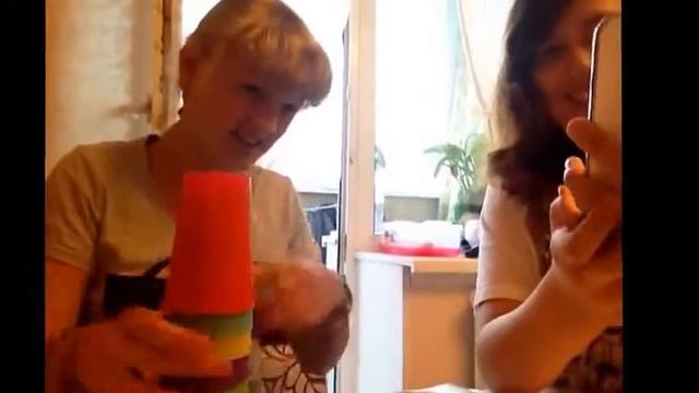 "Непобедимые" №4 Шалашик из стаканов за 5 секунд смотреть онлайн