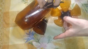простые цветы из                               ПЛАСТИКОВЫ  БУТЫЛОК