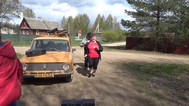 Когда мы были молодыми. Выпускникам 9 класса от родителей. смотреть онлайн