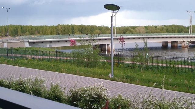 Дождик к нам не пришёл, эх смотреть онлайн