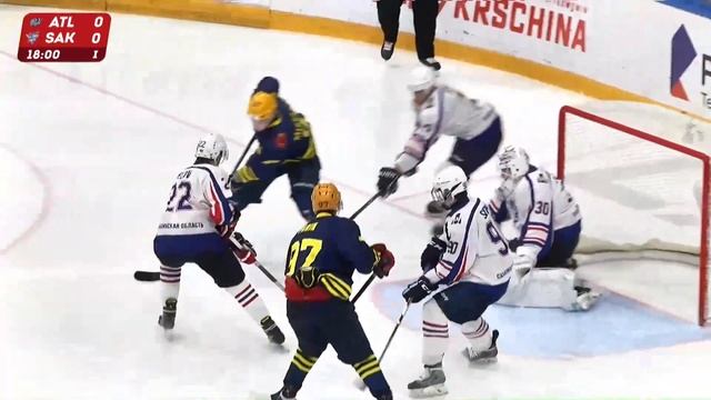 Все сделал сам! Выдержал отличную паузу и с неудобной катнул шайбу в ворота смотреть онлайн