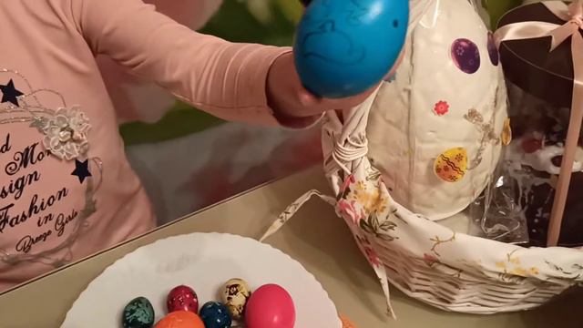 Как красить яйца с детьми | Люба Звезда⭐| часть 4  #игры #детскийканал #fun #funforkids