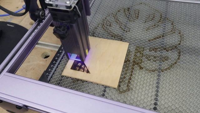 Atomstack A5 Pro + | Budget Friendly Laser Engraver | Test + Review смотреть онлайн