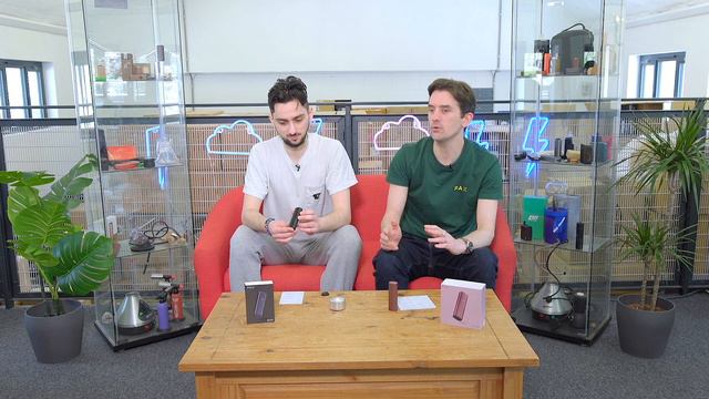 Pax Mini & Pax Plus Review | Vapefiend смотреть онлайн