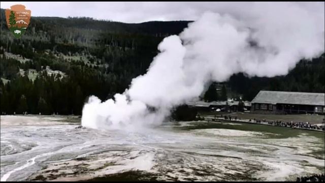 Old Faithful Geyser Eruption 7:37pm June 2, 2023 Yellowstone National Park смотреть онлайн